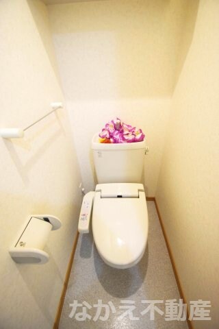 物件内観写真7　(シンプルで使いやすいトイレです)