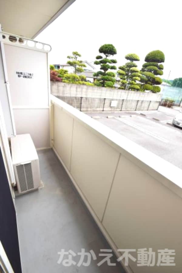 バルコニー(陽当たり良好なバルコニーです)