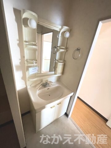 物件内観写真7　(脱衣スペースもあります)