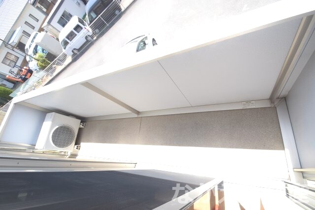 物件内観写真11　(落ち着いた時間を過ごせるバルコニーです)