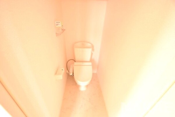 トイレ(落ち着いたトイレです)