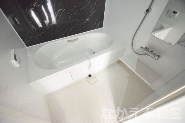 物件内観写真5　(日々の暮らしに欠かせないお風呂です)