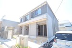 落ち着いた雰囲気の外観です