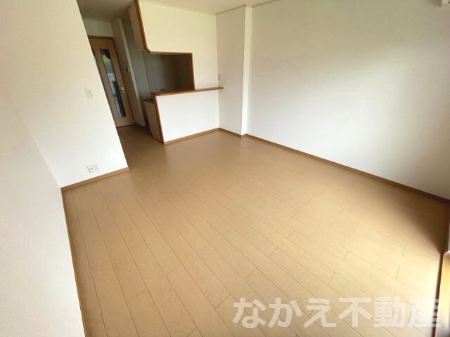 物件内観写真4　(おしゃれなリビングです)