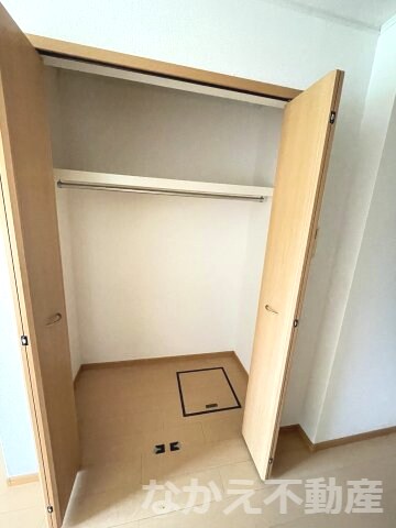 物件内観写真13　(収納スペース豊富です)