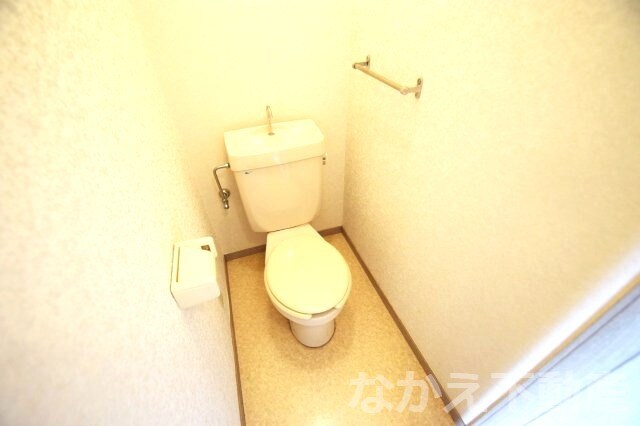 物件内観写真6　(落ち着いたトイレです)