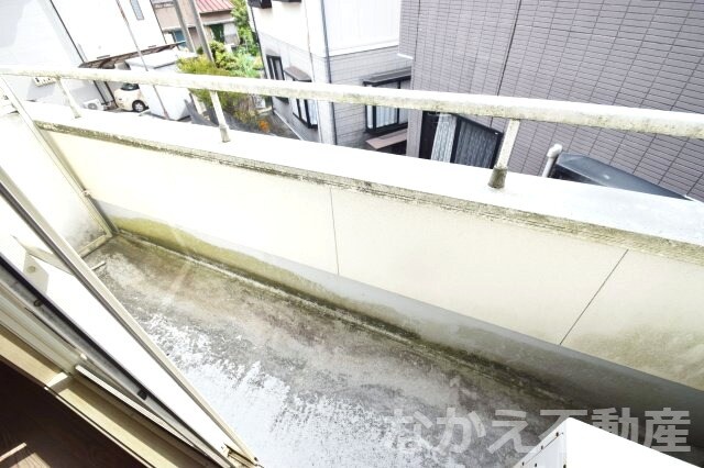 物件内観写真10　(バルコニー付きです)