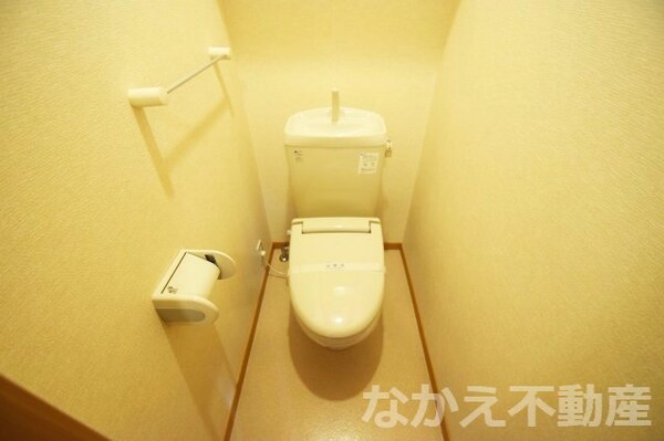 トイレ(清潔感のあるトイレです)