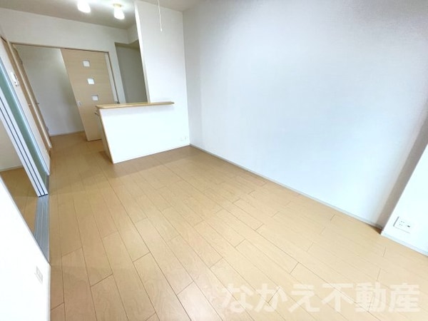 寝室(使い勝手のいい寝室です)