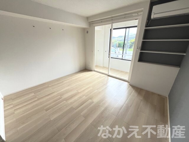 物件内観写真3　(使いやすい居間です)