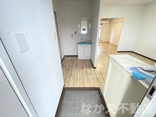 物件内観写真11　(落ち着いた玄関です)