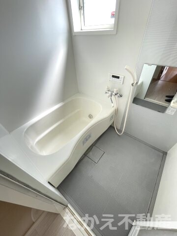 物件内観写真6　(ゆったり過ごせるお風呂です)