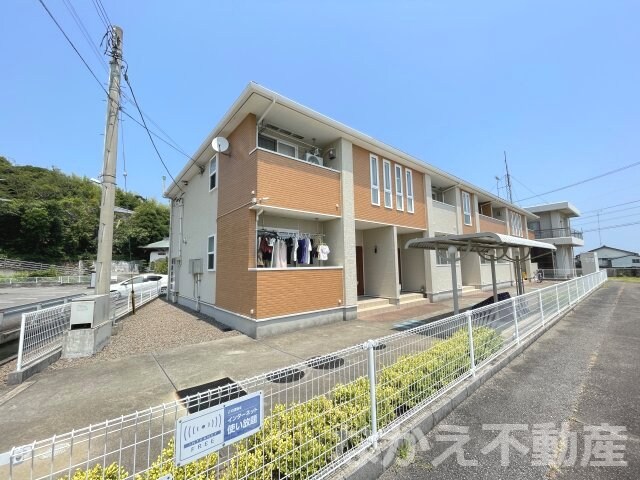 物件外観写真10　(外観もきれいです)