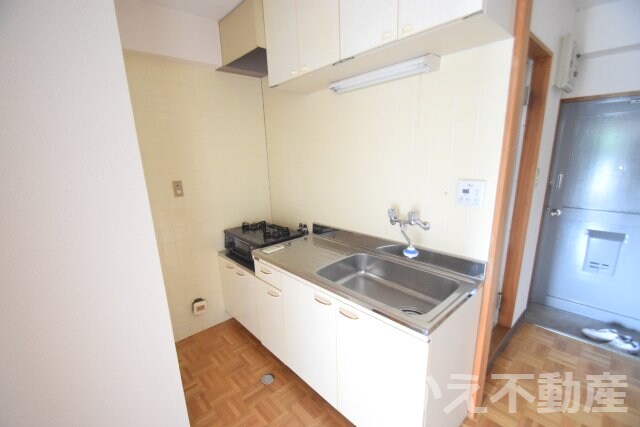 物件内観写真7　(キッチンでお料理をお楽しみください)