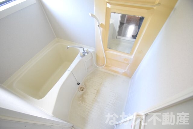 物件内観写真5　(お風呂で日々の疲れを落としましょう)