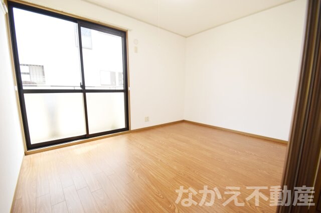 物件内観写真4　(落ち着いて過ごせるお部屋なので、寝室にいかがでしょうか)