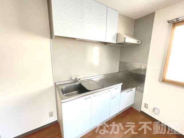 物件内観写真4　(お料理しやすいキッチンです)