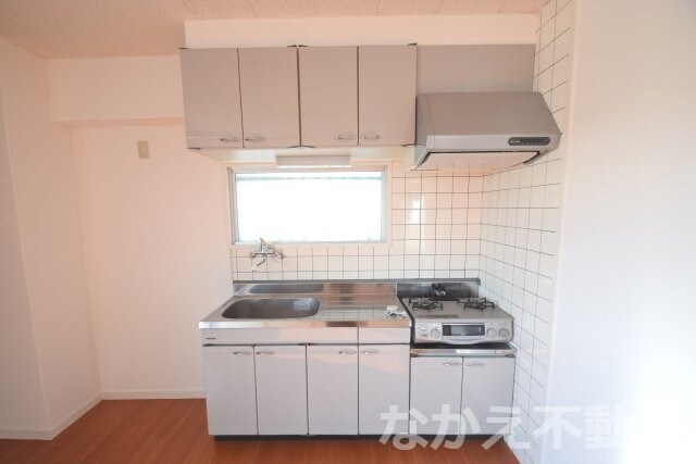 物件内観写真5　(きれいなキッチンです)