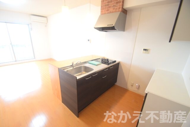 物件内観写真4　(使いやすいキッチンです)