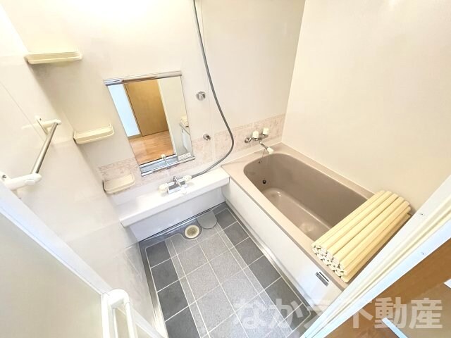 物件内観写真6　(お風呂です)