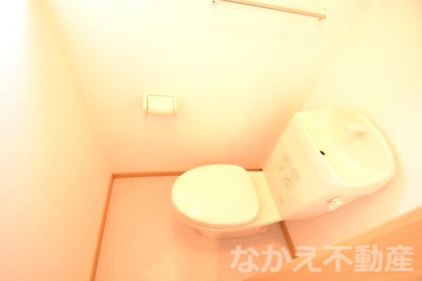 トイレ(ゆったりとした空間のトイレです)