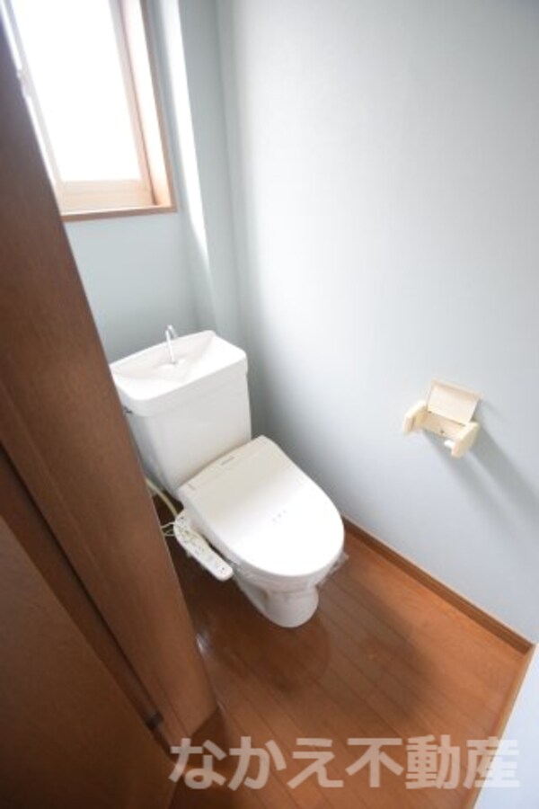 トイレ(シンプルで使いやすいトイレです)