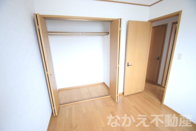 物件内観写真10　(専用の収納スペースです)