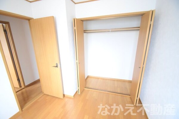 収納(こまごまとしたものを収納できそうですね)