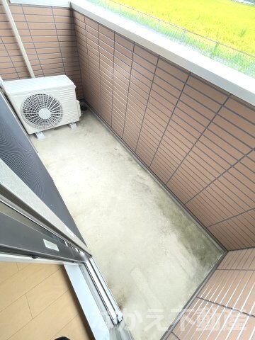 物件内観写真9　(陽当たり良好なバルコニーです)