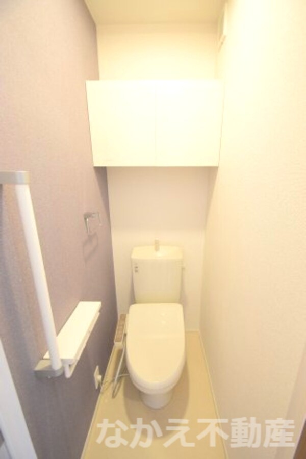 トイレ(シンプルで使いやすいトイレです)