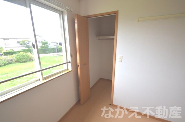 収納(こまごまとしたものを収納できそうですね)