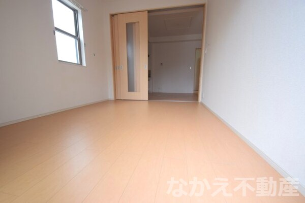 寝室(寝室です)