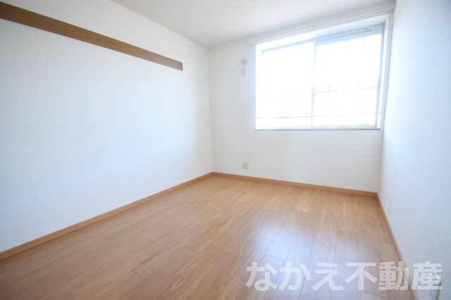 物件内観写真4　(物件の内装です)