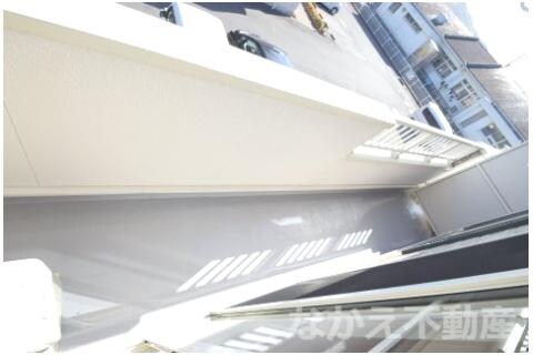 物件内観写真9　(バルコニーがあります)