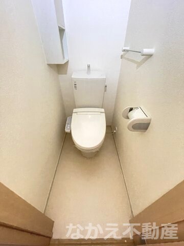 物件内観写真8　(シンプルで使いやすいトイレです)