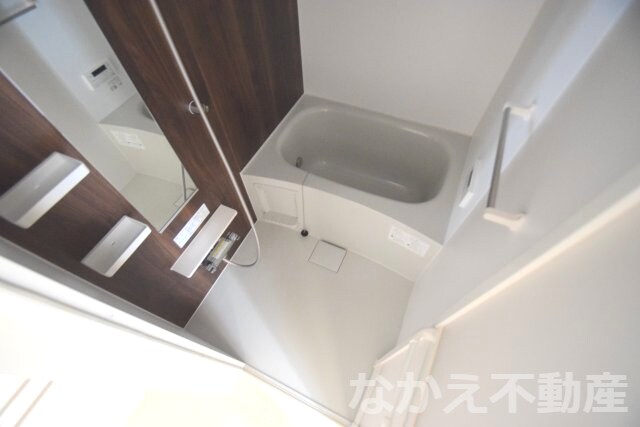 物件内観写真6　(落ち着いた空間のお風呂です)