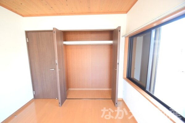 収納(便利な収納スペースです)