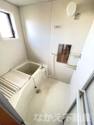 物件内観写真6　(日々の暮らしに欠かせないお風呂です)