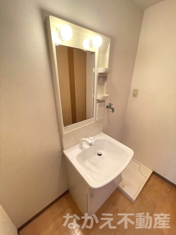 物件内観写真9　(スペースが確保できる洗面所です)