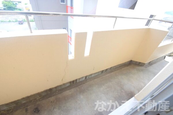 バルコニー(落ち着いた時間を過ごせるバルコニーです)