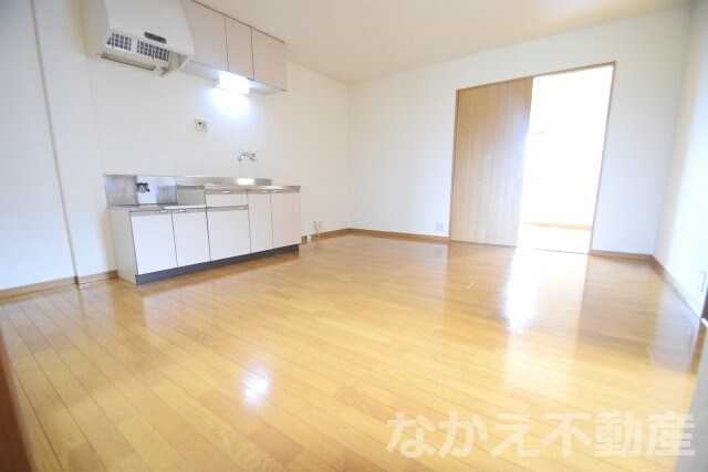 物件内観写真3　(ゆったり過ごせるリビングです)