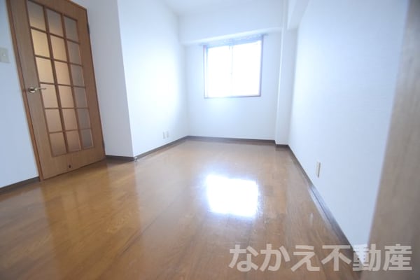 洋室(コンパクトで使いやすい洋室です)