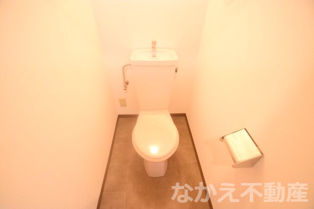 物件内観写真6　(清潔感のあるトイレです)