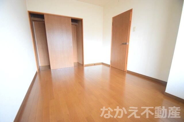 物件内観写真4　(ゆとりの広さです)