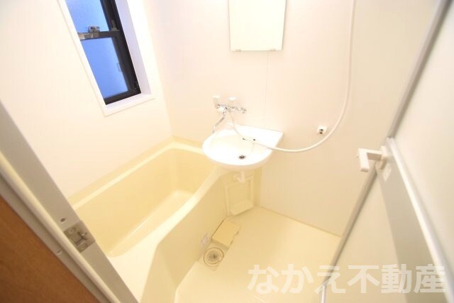 物件内観写真6　(お風呂です)