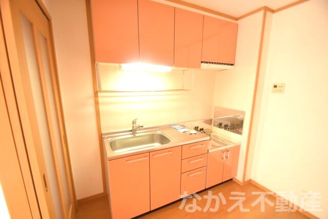 物件内観写真5　(キッチンでお料理をお楽しみください)