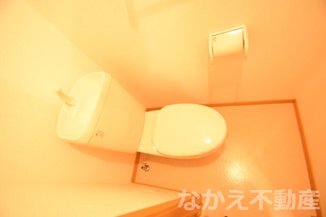 物件内観写真9　(トイレもきれいです)
