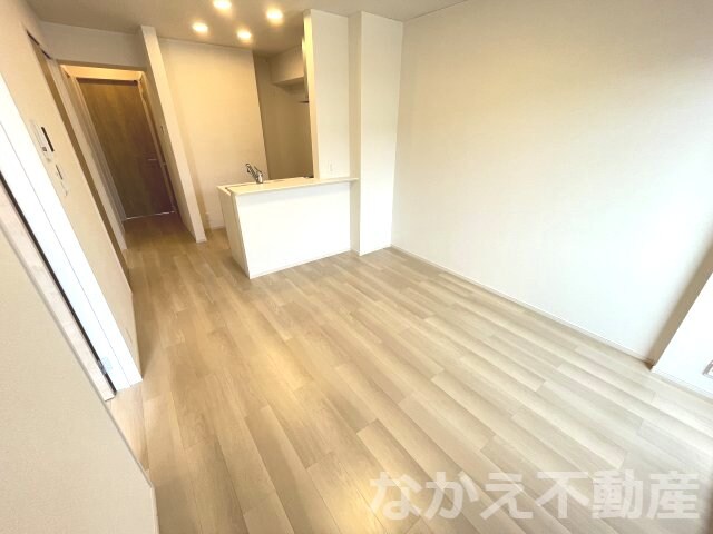 物件内観写真2　(おしゃれなリビングです)