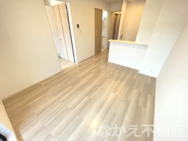物件内観写真13　(使い勝手のいい寝室です)
