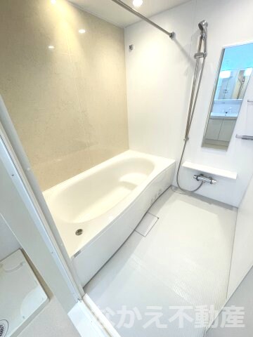 物件内観写真5　(日々の暮らしに欠かせないお風呂です)